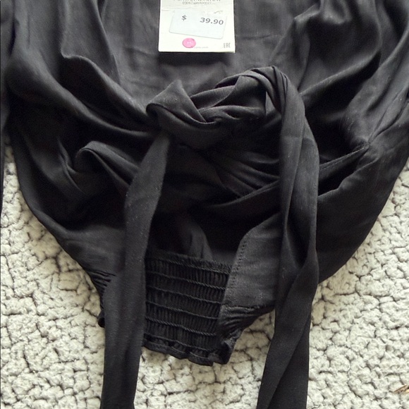 Zara Black Long Sleeve open top - Picture 5 of 7